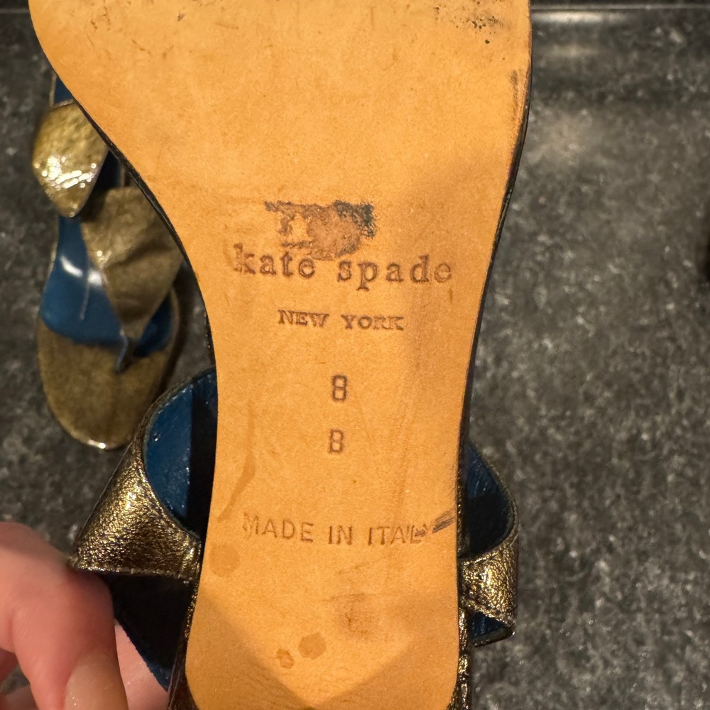 Vintage Kate Spade New York Green Metallic Patent Leather Made in Italy Pumps - Picture 5 of 10